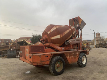 Fahrmischer Messersi P2-R4: das Bild 3 Fahrmischer Messersi P2-R4: das Bild 3