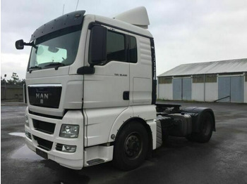 Sattelzugmaschine MAN TGX18.440H 4x4 SZM Kipphydraulik: das Bild 4