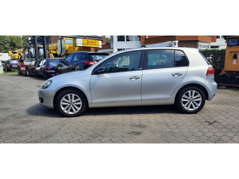 PKW Volkswagen Golf: das Bild 4