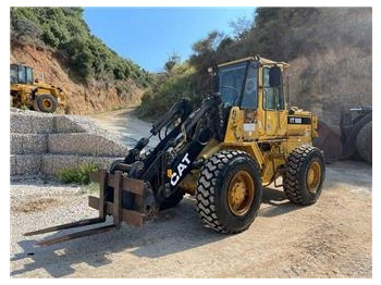 CATERPILLAR Radlader