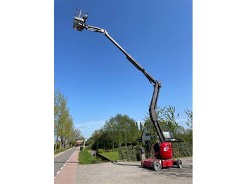 MANITOU Gelenkarmbühne