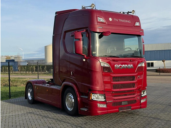 SCANIA R 580 Sattelzugmaschine