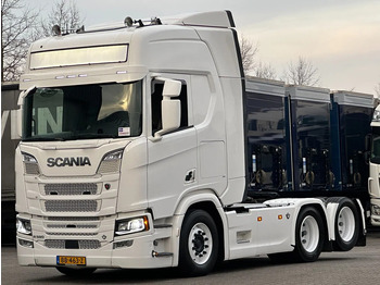 SCANIA R 580 Sattelzugmaschine