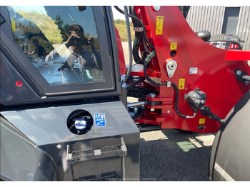 Hoflader Schäffer 9640 T-2 mit Kabine: das Bild 2
