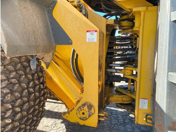KOMATSU Hydraulik