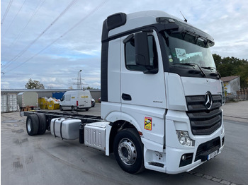 MERCEDES-BENZ Actros 1843 Fahrgestell LKW