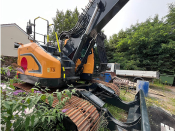 Kettenbagger Hyundai HX235 LCR DZ 15M High Reach: das Bild 3