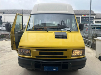 IVECO Schulbus