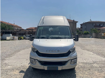 IVECO Daily Kleinbus