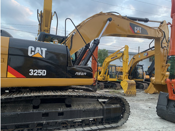 Kettenbagger CATERPILLAR 325D: das Bild 2