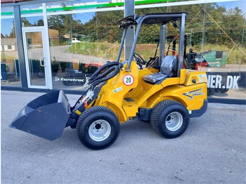 EUROTRAC Teleskopradlader