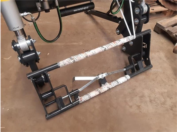 Frontlader für Traktor Inter-Tech 1600: das Bild 5 Frontlader für Traktor Inter-Tech 1600: das Bild 5