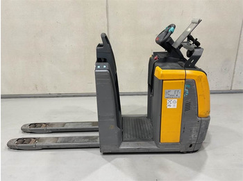Jungheinrich ECE 220  – Leasing Jungheinrich ECE 220: das Bild 1