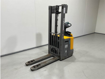 Hochhubwagen Jungheinrich ERC 212Z: das Bild 4