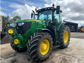 JOHN DEERE 6215R Traktor