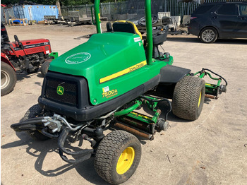 Rasenmäher John Deere 7500AE fairway mower: das Bild 3