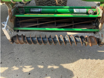 Rasenmäher John Deere 7500AE fairway mower: das Bild 5