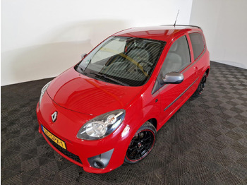 RENAULT Schrägheck