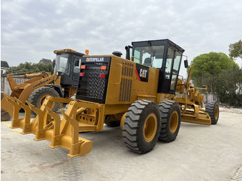 Grader CATERPILLAR 140H: das Bild 5