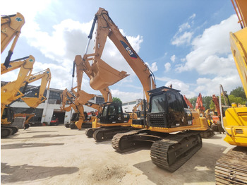 CATERPILLAR 323D Kettenbagger