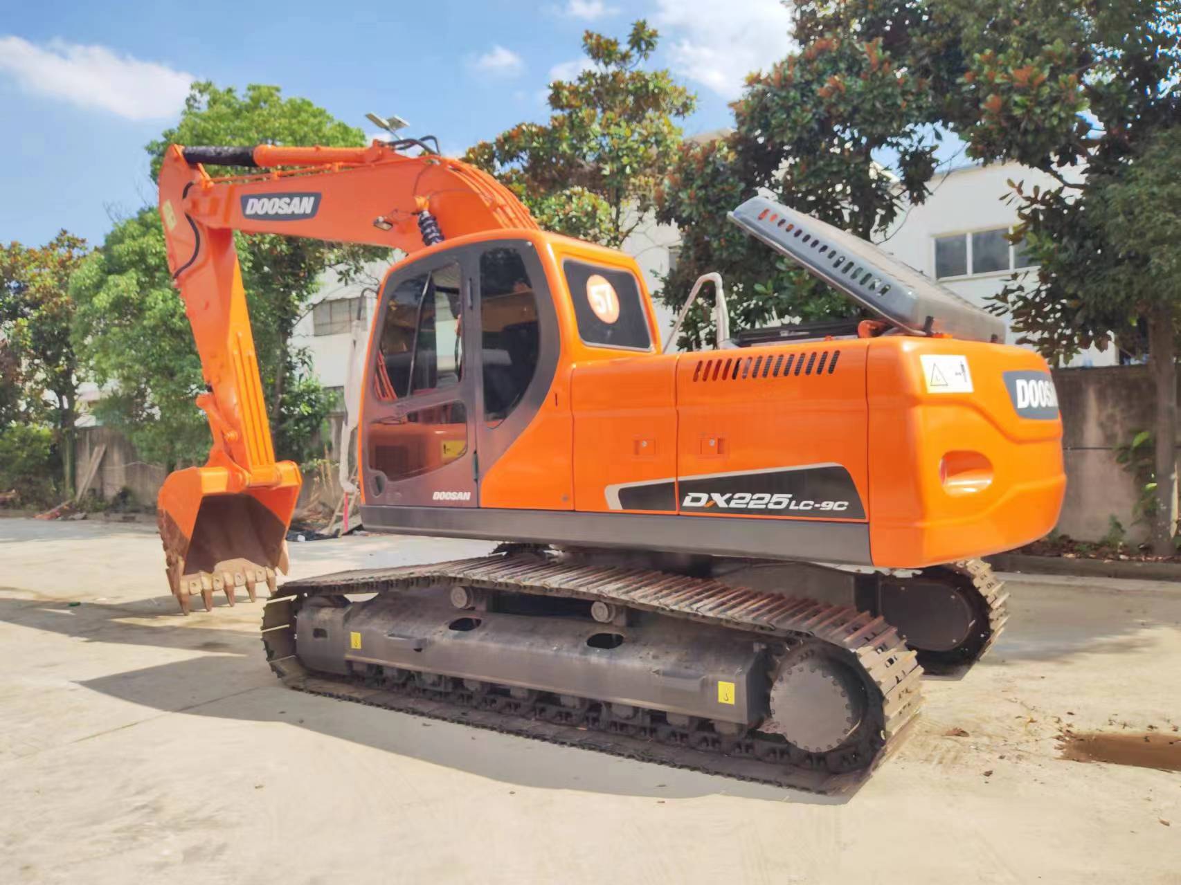 DOOSAN DX225 Kettenbagger