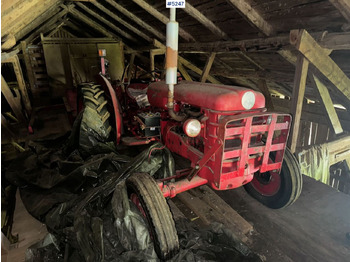 VOLVO Traktor