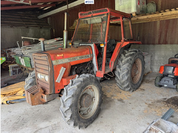 MASSEY FERGUSON 1000 series Traktor
