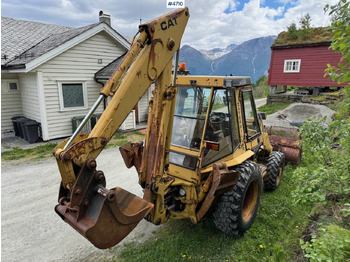 Traktor 1987 Cat 426 Backhoe Loader with multiple buckets: das Bild 5