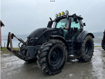 VALTRA T234 Traktor