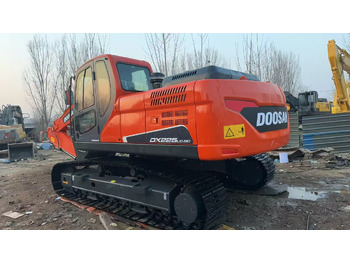 Kettenbagger DOOSAN DX225: das Bild 5