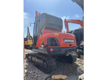 Minibagger Doosan DX60: das Bild 4