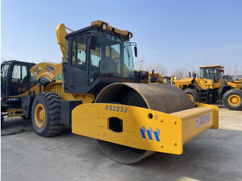 XCMG XS223J Walzenzug
