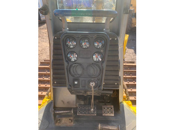 Bulldozer CATERPILLAR D5G: das Bild 3 Bulldozer CATERPILLAR D5G: das Bild 3