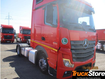 Sattelzugmaschine Mercedes-Benz Actros 1845 LS nRL: das Bild 2