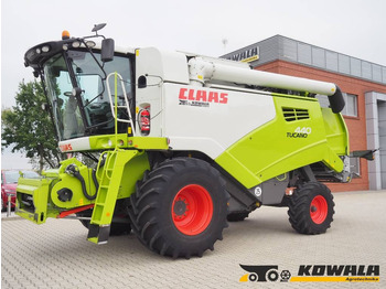 CLAAS Tucano Mähdrescher