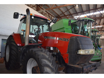 CASE IH MX Magnum Traktor