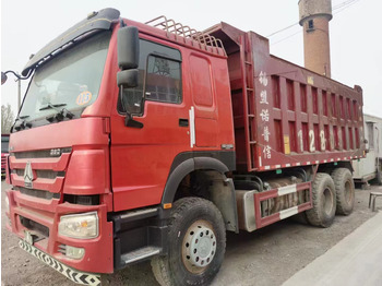 SINOTRUK HOWO Kipper