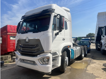 SINOTRUK Sattelzugmaschine