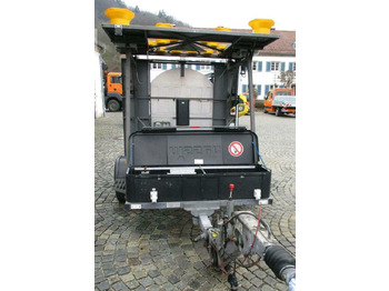 Anhänger Nissen Verkehrsleittafel Absperrtafel Verkehrsleitanhänger GPS: das Bild 5