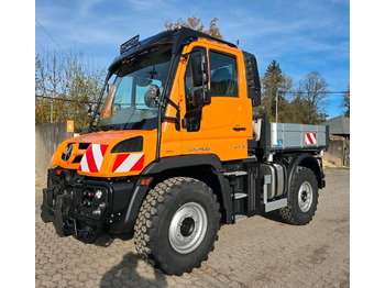 UNIMOG Schneeräumfahrzeug