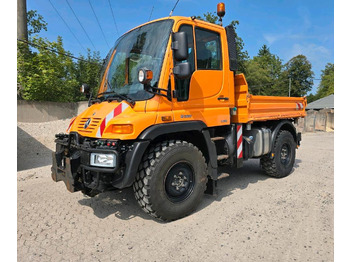 UNIMOG U300 Schneeräumfahrzeug