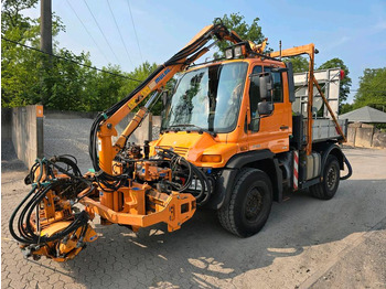 UNIMOG U300 Schneeräumfahrzeug