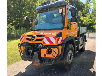 UNIMOG Pritsche LKW