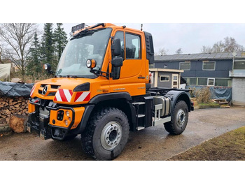 UNIMOG Pritsche LKW