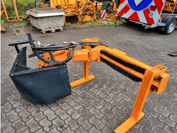 UNIMOG Kehrbesen