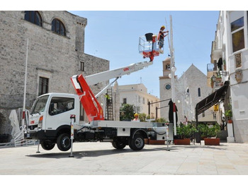 LKW mit Arbeitsbühne neu kaufen CmC PLA 250 Nowy podnośnik koszowy zamontowany na Nissan Cabstar: das Bild 3 LKW mit Arbeitsbühne neu kaufen CmC PLA 250 Nowy podnośnik koszowy zamontowany na Nissan Cabstar: das Bild 3