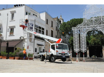 LKW mit Arbeitsbühne neu kaufen CmC PLA 250 Nowy podnośnik koszowy zamontowany na Nissan Cabstar: das Bild 5 LKW mit Arbeitsbühne neu kaufen CmC PLA 250 Nowy podnośnik koszowy zamontowany na Nissan Cabstar: das Bild 5