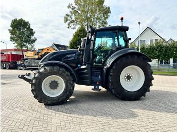 VALTRA T-series Traktor