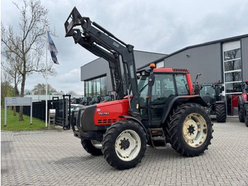 VALTRA 6000 Traktor