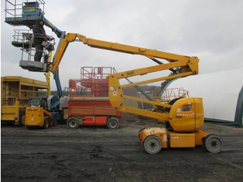 MANITOU Gelenkarmbühne